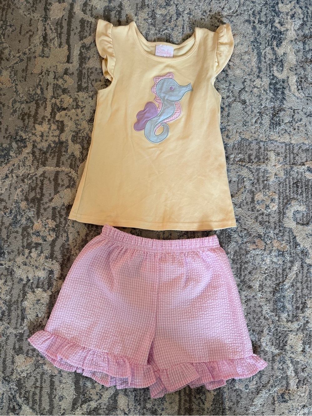 Stitchy Fish Girl 5 Seahorse Season Applique Yellow Ruffle Top/ Pink Short Set